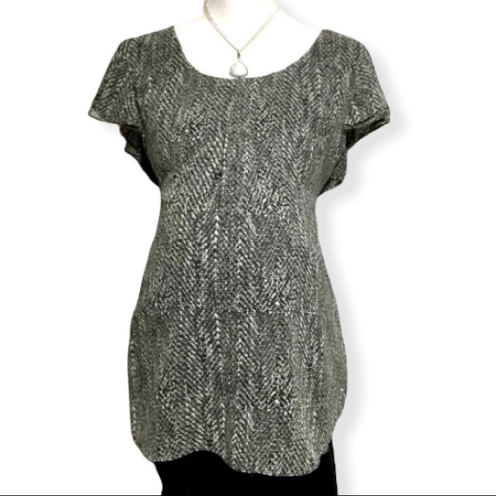 Black and White Motherhood Maternity top size large